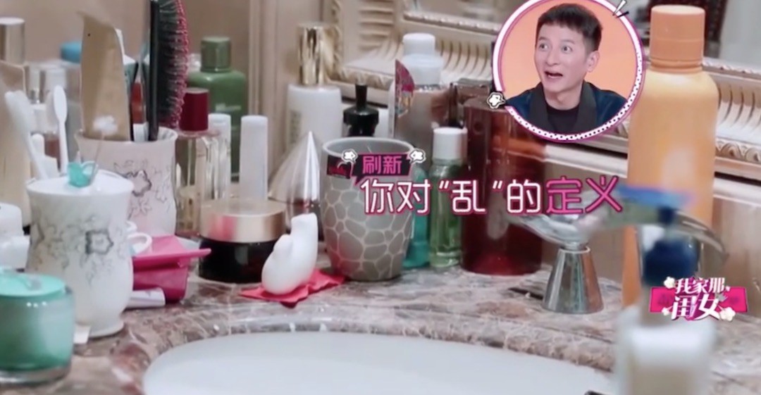 小姐姐沉浸式收纳化妆品,韩国小姐姐化妆品