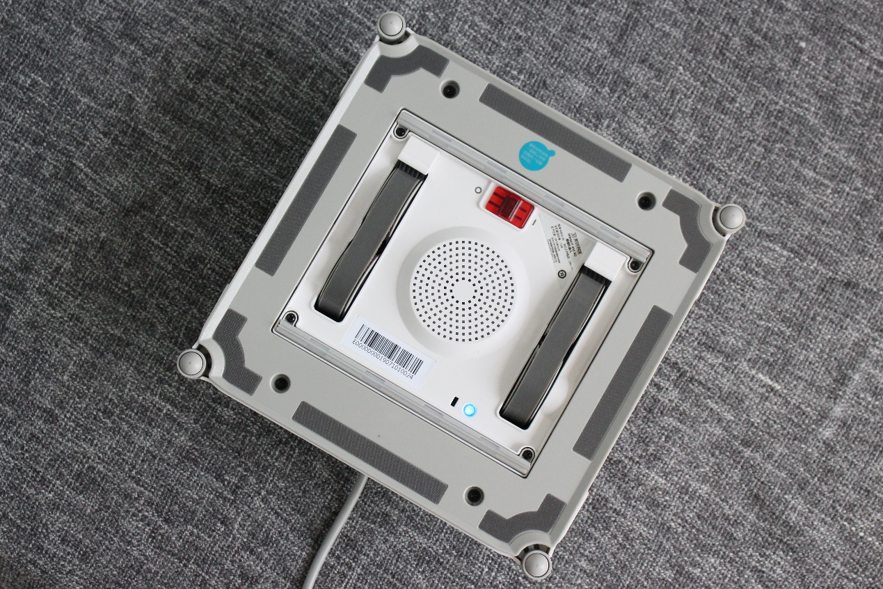 科沃斯窗宝清洁液使用方法,科沃斯窗宝擦小窗户