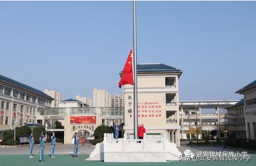 浼犳壙浣撹偛绮剧浜夊仛鏃朵唬鏂颁汉,浼犳壙濂ヨ繍绮剧浜夊仛鏃朵唬鏂颁汉