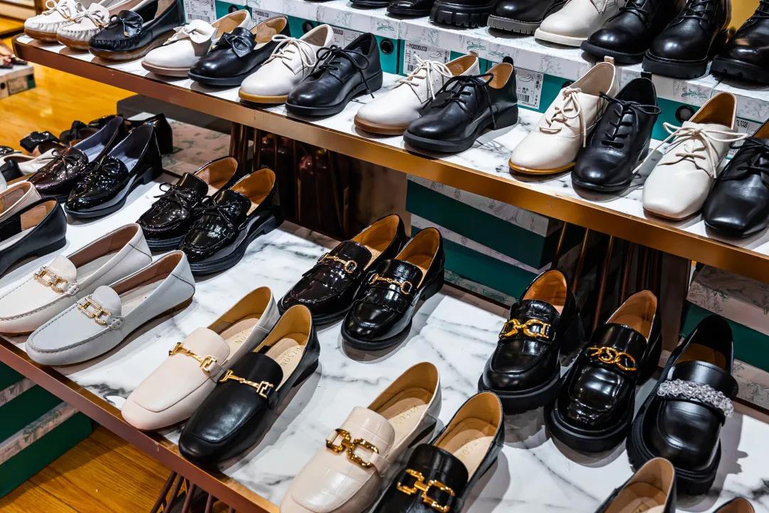 不是吧？深圳这个Mall，打起折来比双11还狠