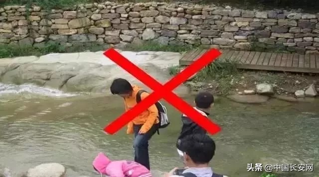 湖北防溺水安全教育视频,溺水痛心案例