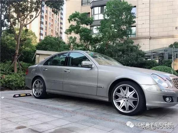 雪中的奔驰w211,向经典致敬奔驰w211