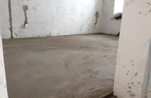 地面不平铺地板找平垫高12公分,木地板不平怎么找平铺地板