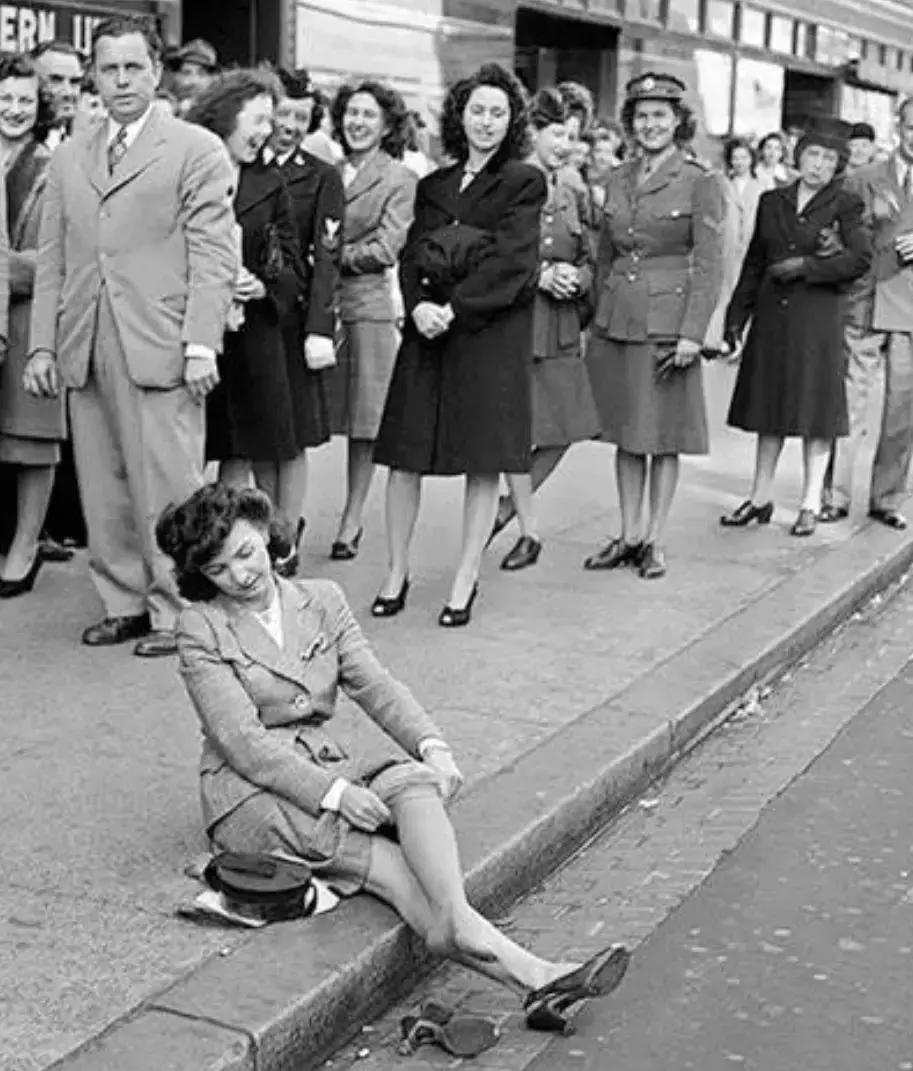 最先穿丝袜的国家,最早穿丝袜的人