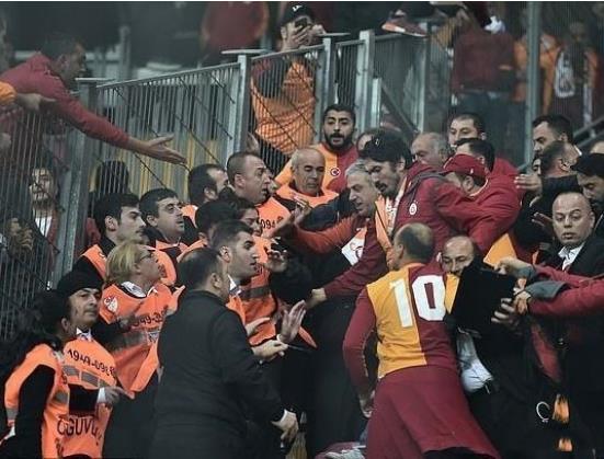 足坛同城死敌,足坛国家队十大宿敌