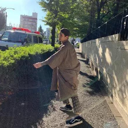 李宇春，吴青峰，王俊凯都在穿的韩国潮牌Pushbutton！