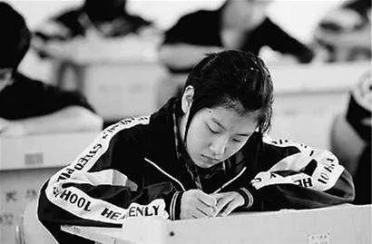 海南省高考物理试题难吗,一模试题难还是高考试题难