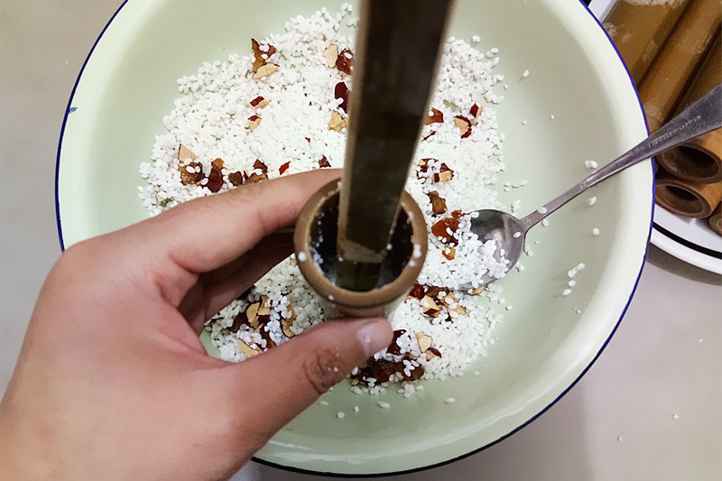 竹筒粽子怎么才软糯,竹筒粽子怎样做才能软糯香甜
