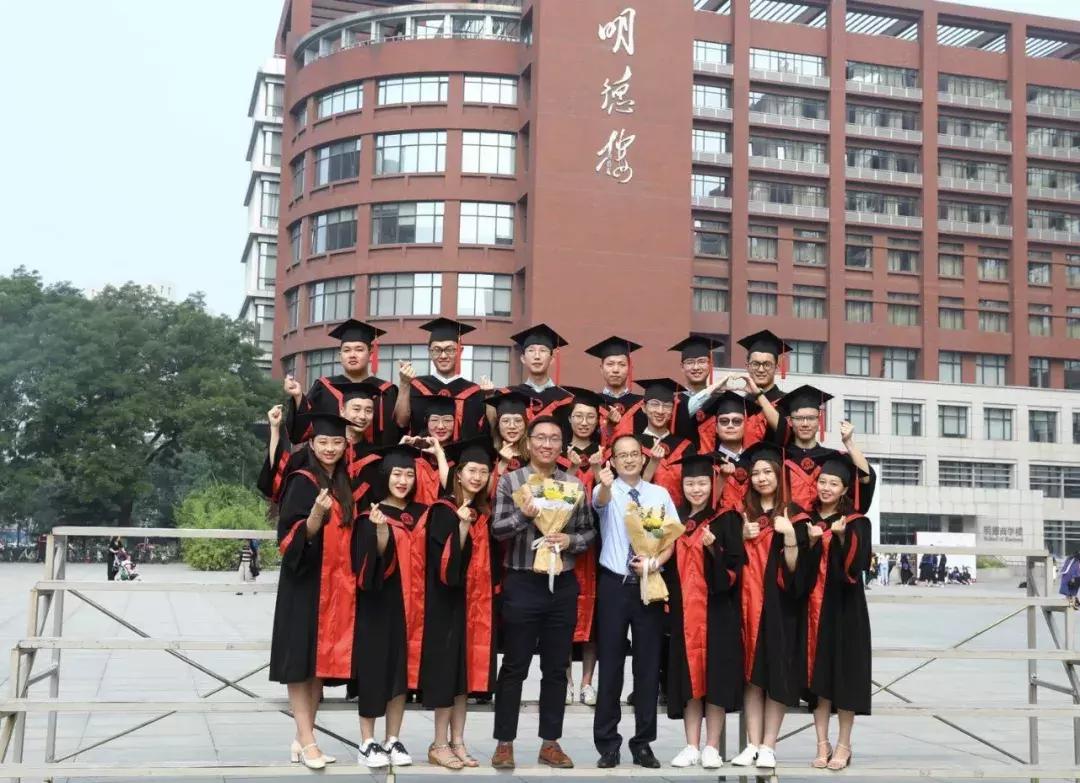 毕业季开启新的人生征程,扬帆起航的毕业季