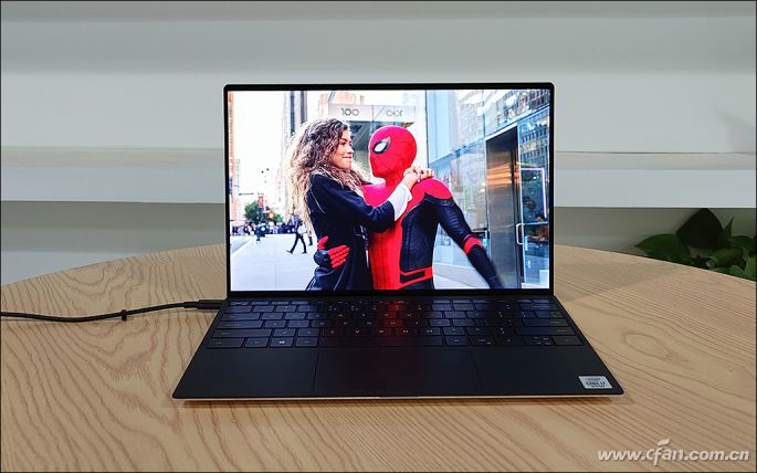 戴尔xps139300对比评测,戴尔新xps13轻薄本