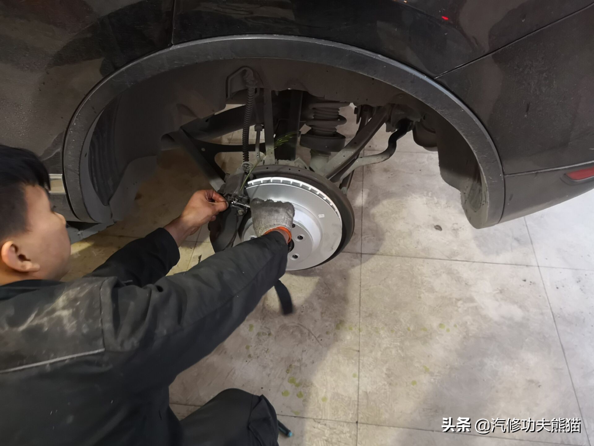 大众途锐急加速发动机故障灯点亮,大众新款途锐车子烧机油