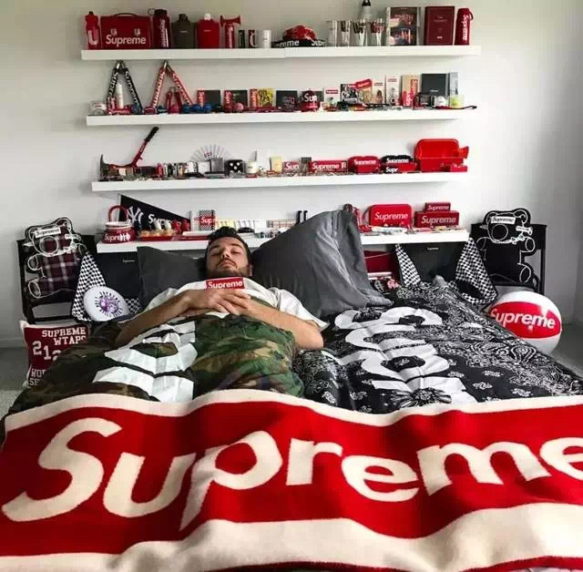 潮牌supreme为啥这么贵,潮牌supreme历史