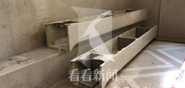 居民楼掉落男童当场死亡,小区内一男童高楼坠亡