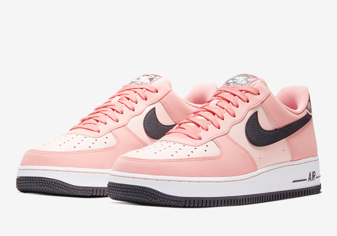 耐克为AirForce1Low“PinkQuartz”添加花卉图案