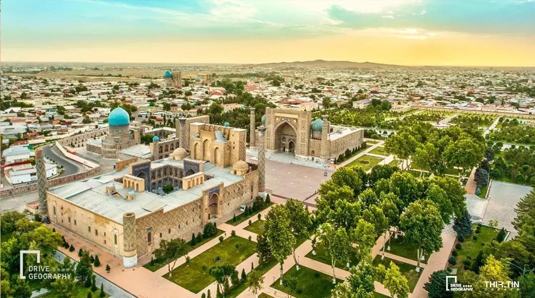 中国牌照车在国外自驾游,开中国牌照车去外国