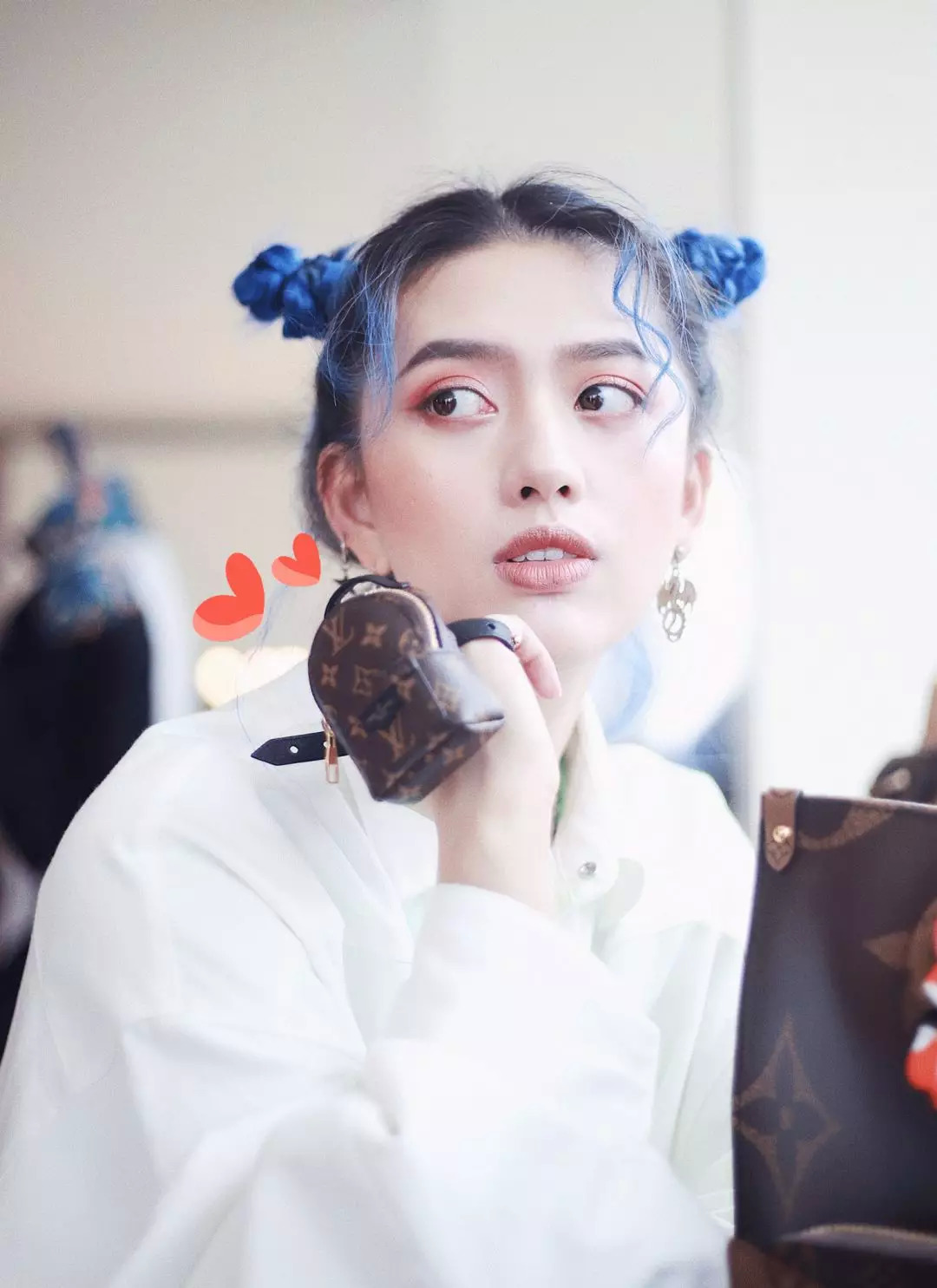 我的胸,我的手指,我的脚腕……都需要一只包包