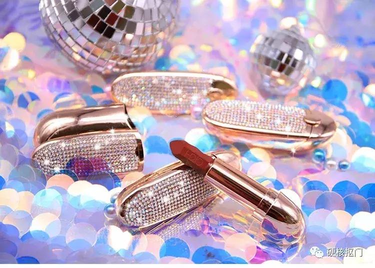 滋润口红推荐平价玫瑰豆沙色,黄黑皮素颜平价裸色口红推荐