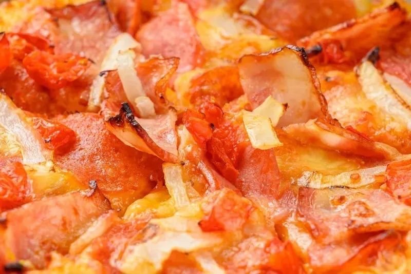 比萨买1送1，就3天，30min送到家，奥利给