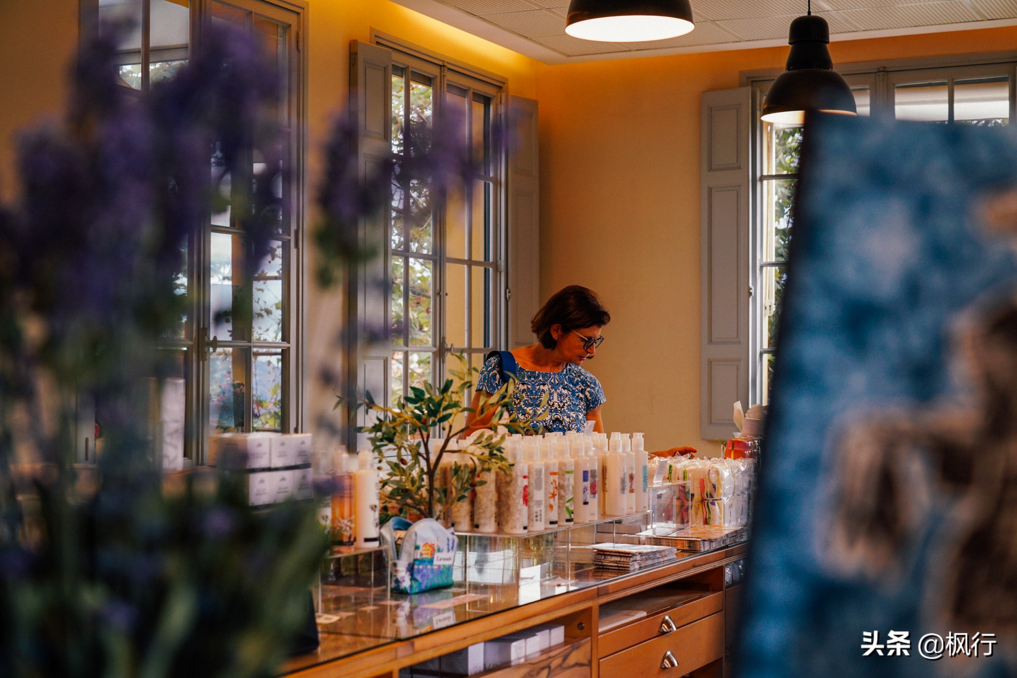 从埃兹到格拉斯，三个小镇教你玩转浪漫南法