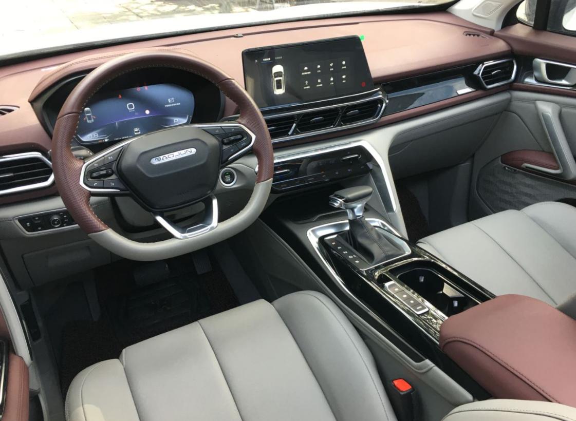 新宝骏rs5怎么样值得入手吗,新宝骏rs5和rm5有什么区别