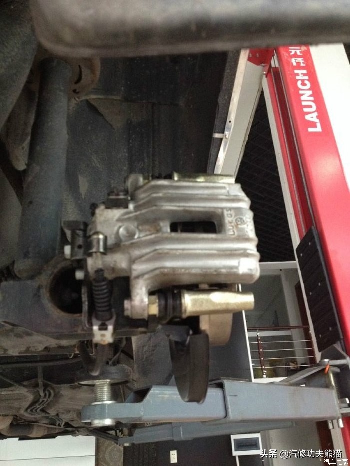 桑塔纳3000后轮鼓刹改碟刹,桑塔纳后轮鼓刹改碟刹教程