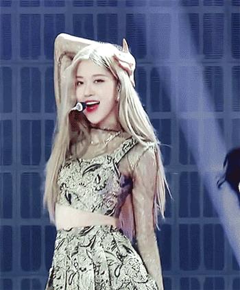 肤白貌美身材好，全天下的好事都被她占尽了