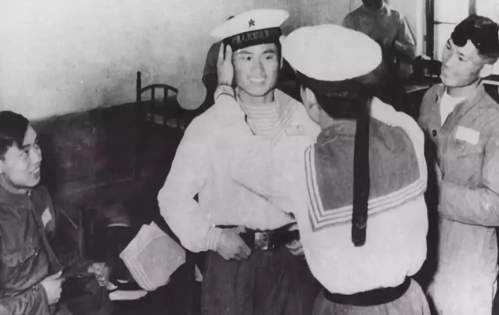 人民海军逐梦70载国家记忆,人民海军70年历程