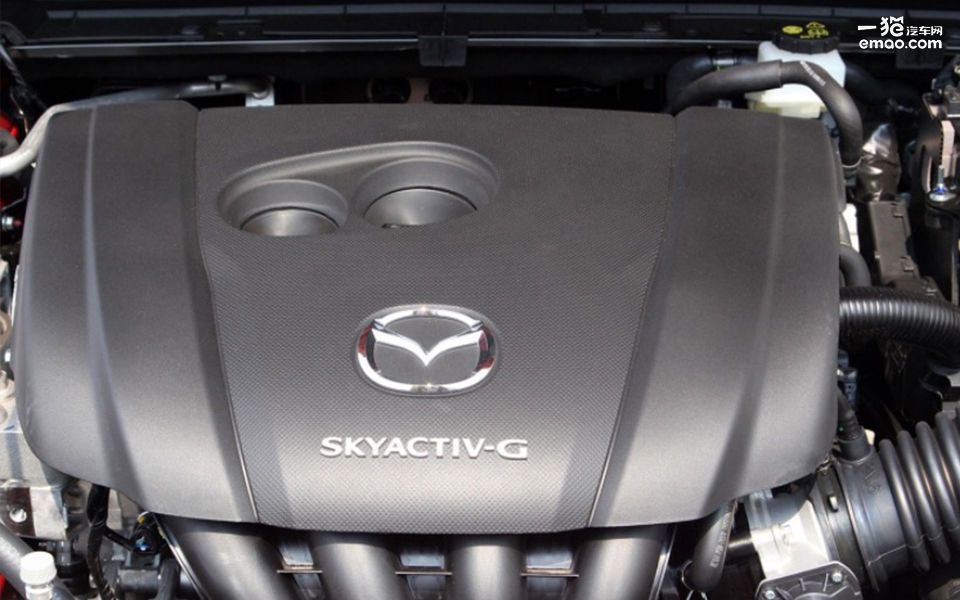 2021马自达3昂克赛拉2.0家用油耗,马自达3昂克赛拉1.5和2.0哪个更好