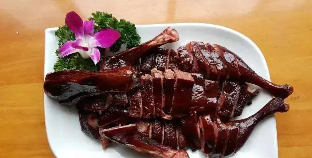 鸭子烧什么配菜好吃四川,四川鸭子的几种做法