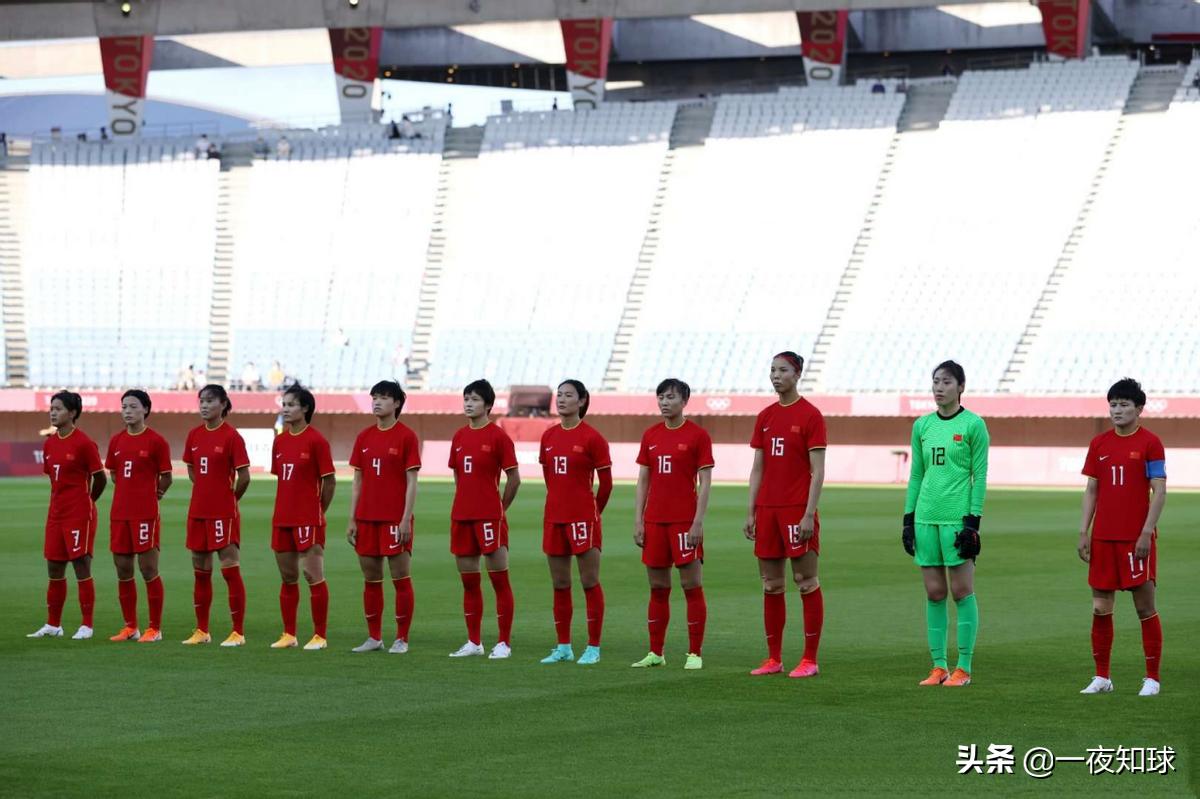 风雨中的玫瑰歌曲,风雨中的铿锵玫瑰歌词