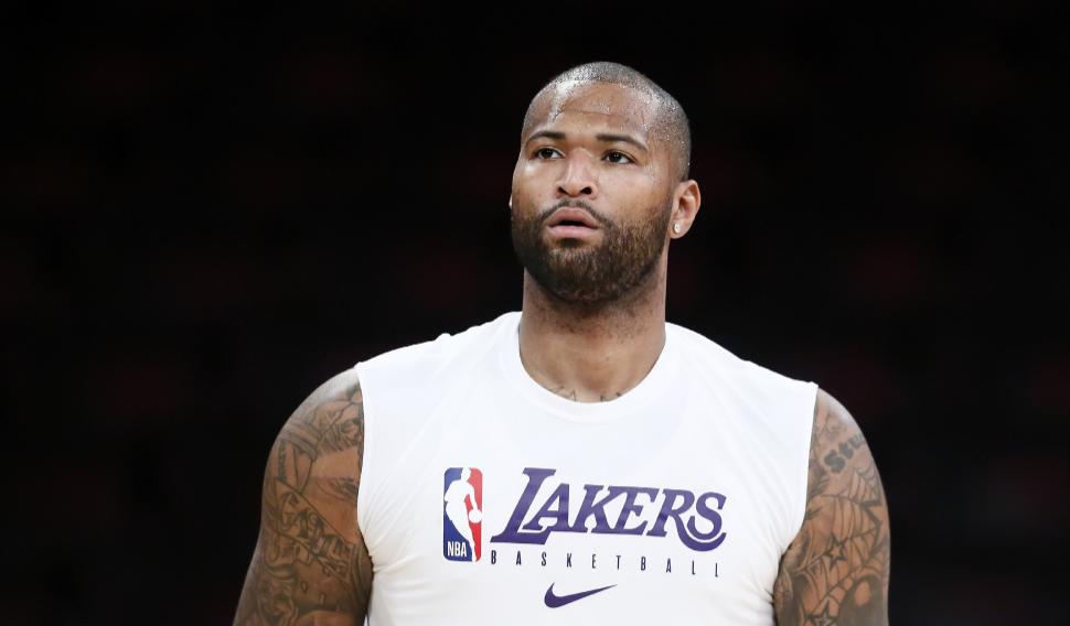 詹姆斯晒照祝贺布朗尼,詹姆斯晒总冠军戒指图片