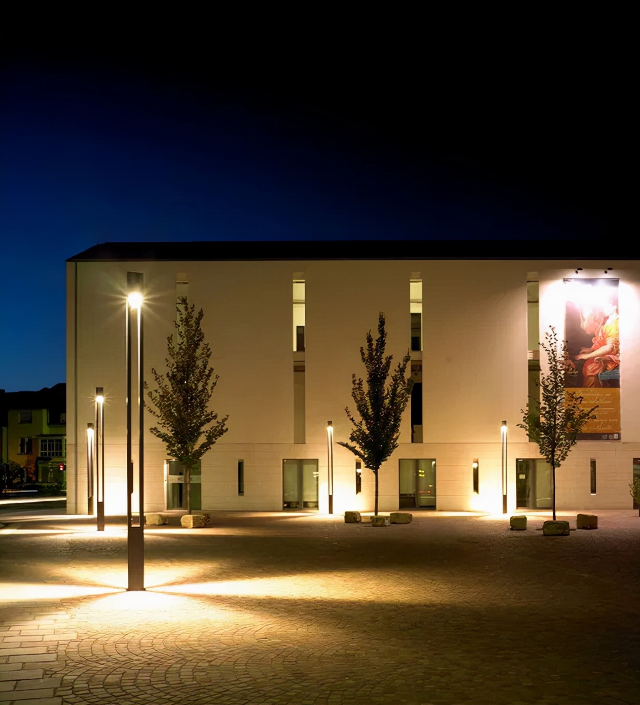 庭院灯的平常维护保养