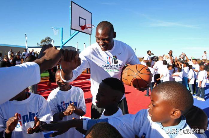 篮球世界的黑豹，刚果民主共和国的英雄——俾斯麦·比永博！