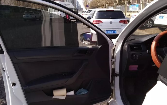 桑塔纳手动挡风尚型的配置,21款桑塔纳自动风尚版配置