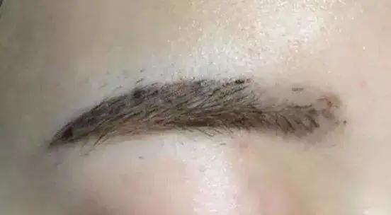 纹眉你们后悔了吗,那些纹纹身后悔了的人