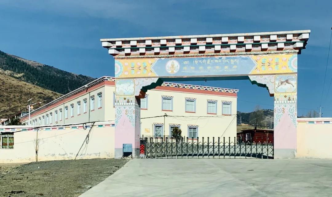 巴塘到八宿路过地名,巴塘到八宿攻略