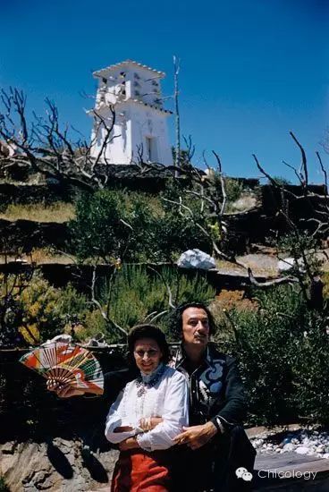 活在梦境的现实世界,梦境才是现实世界