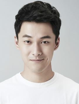 快来围观：山东的帅哥有多绝？曲阜白敬亭、青岛地铁小哥哥……你见过吗？网友：绝绝子