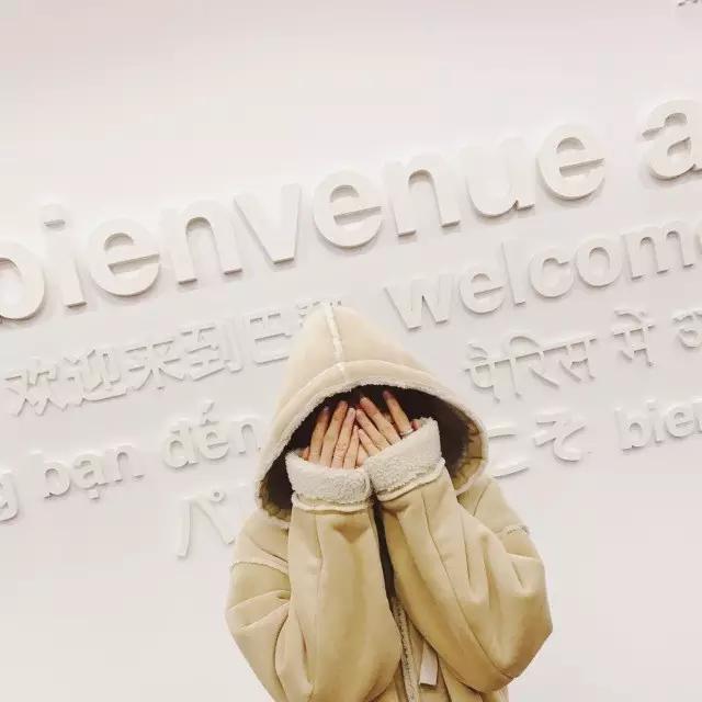 如何穿针织衫,针织衫怎么穿不显肚子