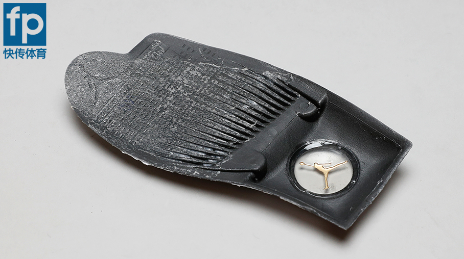 aj33上脚,aj33卡脚怎么破