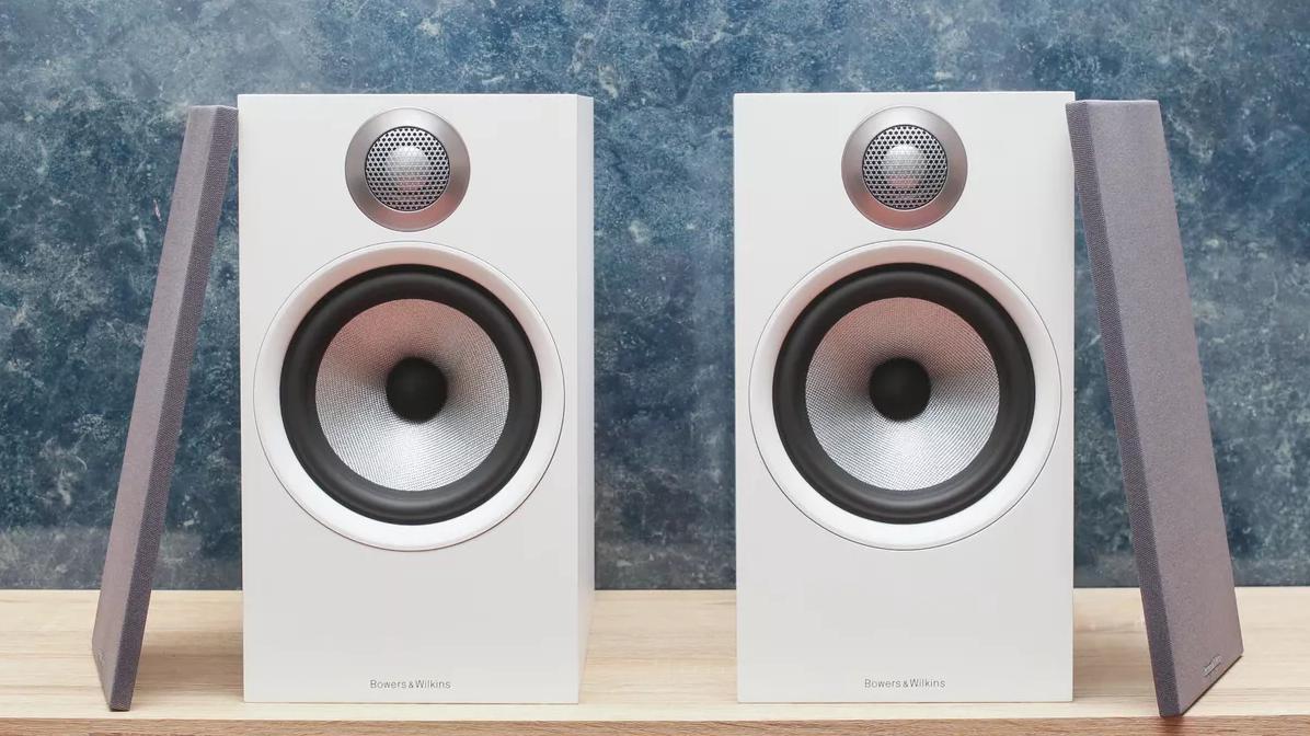 想买一个音箱应该怎么选 (音箱和耳机的差距)