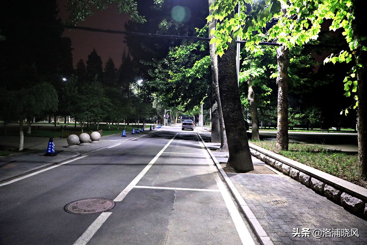 北京第二外国语学院风景,北京第二外国语学院分析