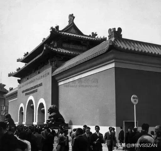 国徽的设计者是谁呀,国徽设计者是梁思成吗