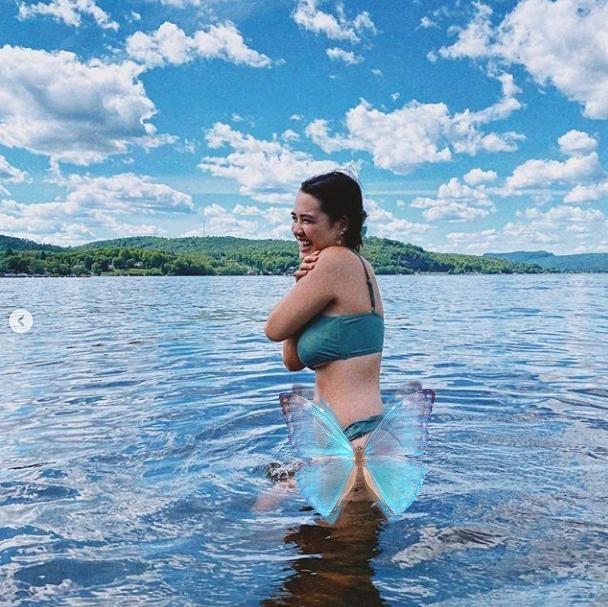 钟丽缇年轻身材图片,51岁钟丽缇晒海边泳装