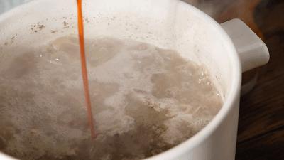 这么好吃的螺蛳粉原来秘密在这里,螺蛳粉卖到断货