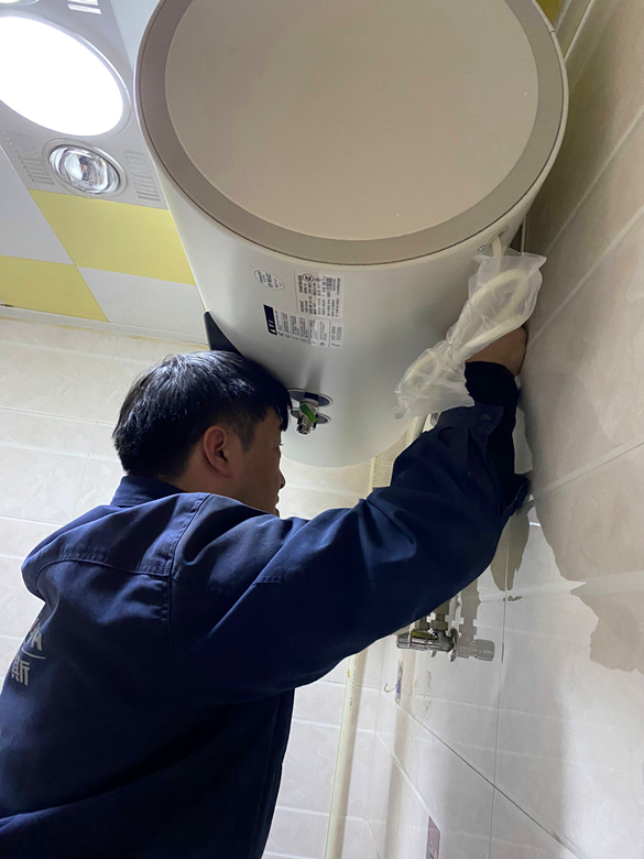 几百块的热水器靠谱吗,几百元的热水器和几千元的区别