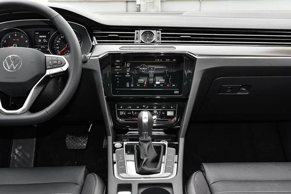 大众迈腾2023款最大马力,大众迈腾的动力表现