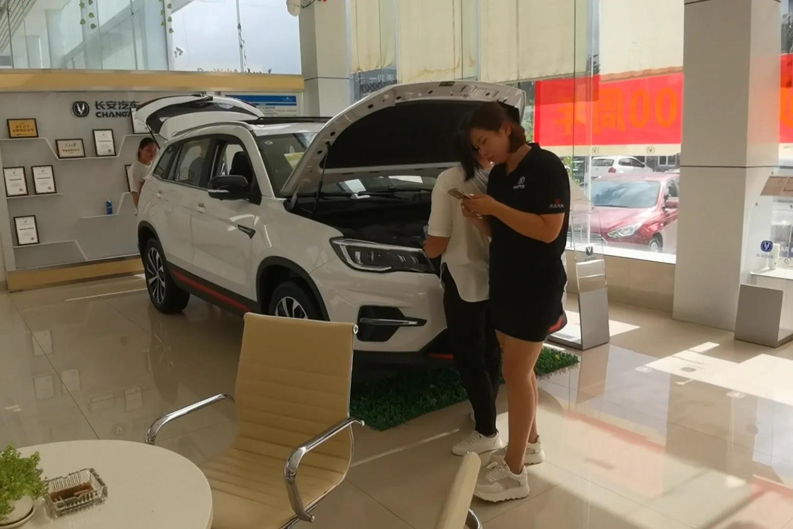 捷达vs5跟长安cs75谁值得购买,捷达vs5与长安cs75哪个更好