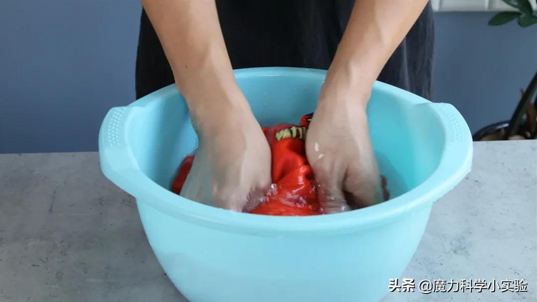 魔力科学小实验静电,魔力科学小实验变色的水