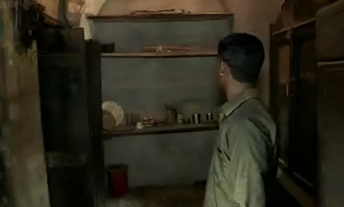 印度穷人下水道里淘金,印度穷人淘金